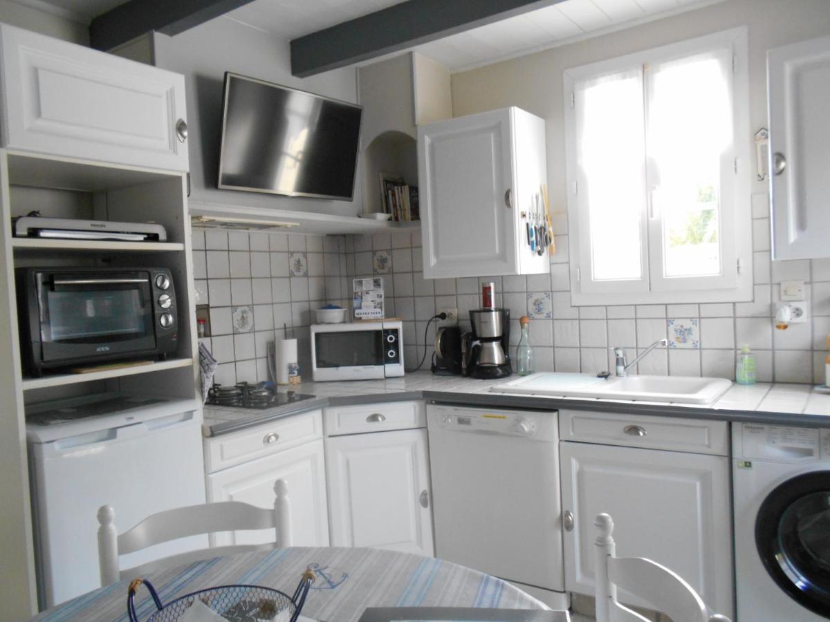 Ile De Re, La Danae, Velos, Wifi, Possibilite Cuisine, Linge, Parking Gratuit Saint-Martin-de-Ré Esterno foto